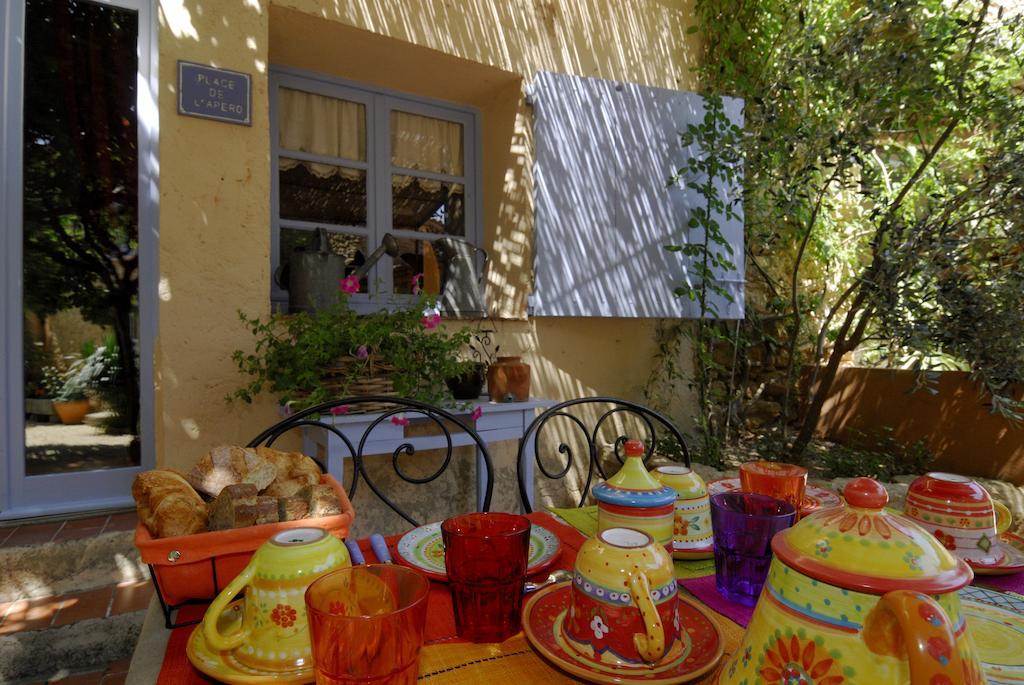 Bed and Breakfast Mas De Foncaudette Lourmarin Zewnętrze zdjęcie