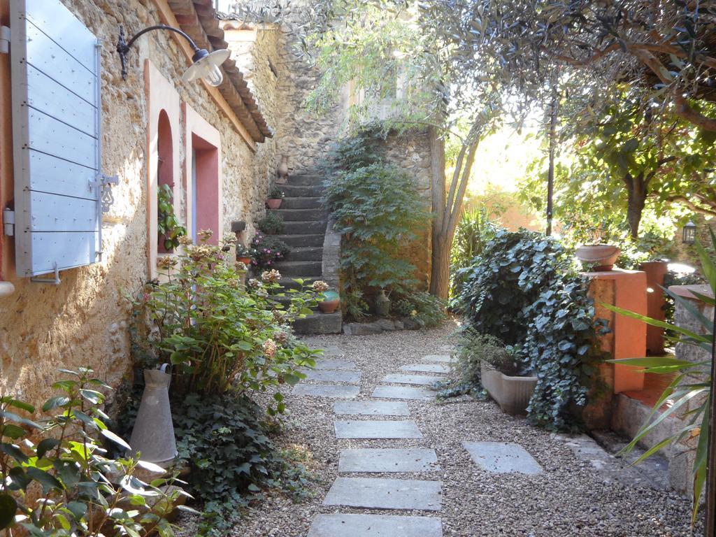 Bed and Breakfast Mas De Foncaudette Lourmarin Zewnętrze zdjęcie