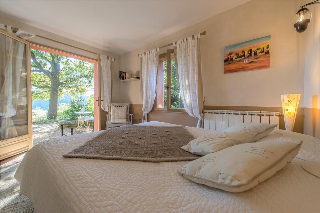 Bed and Breakfast Mas De Foncaudette Lourmarin Zewnętrze zdjęcie