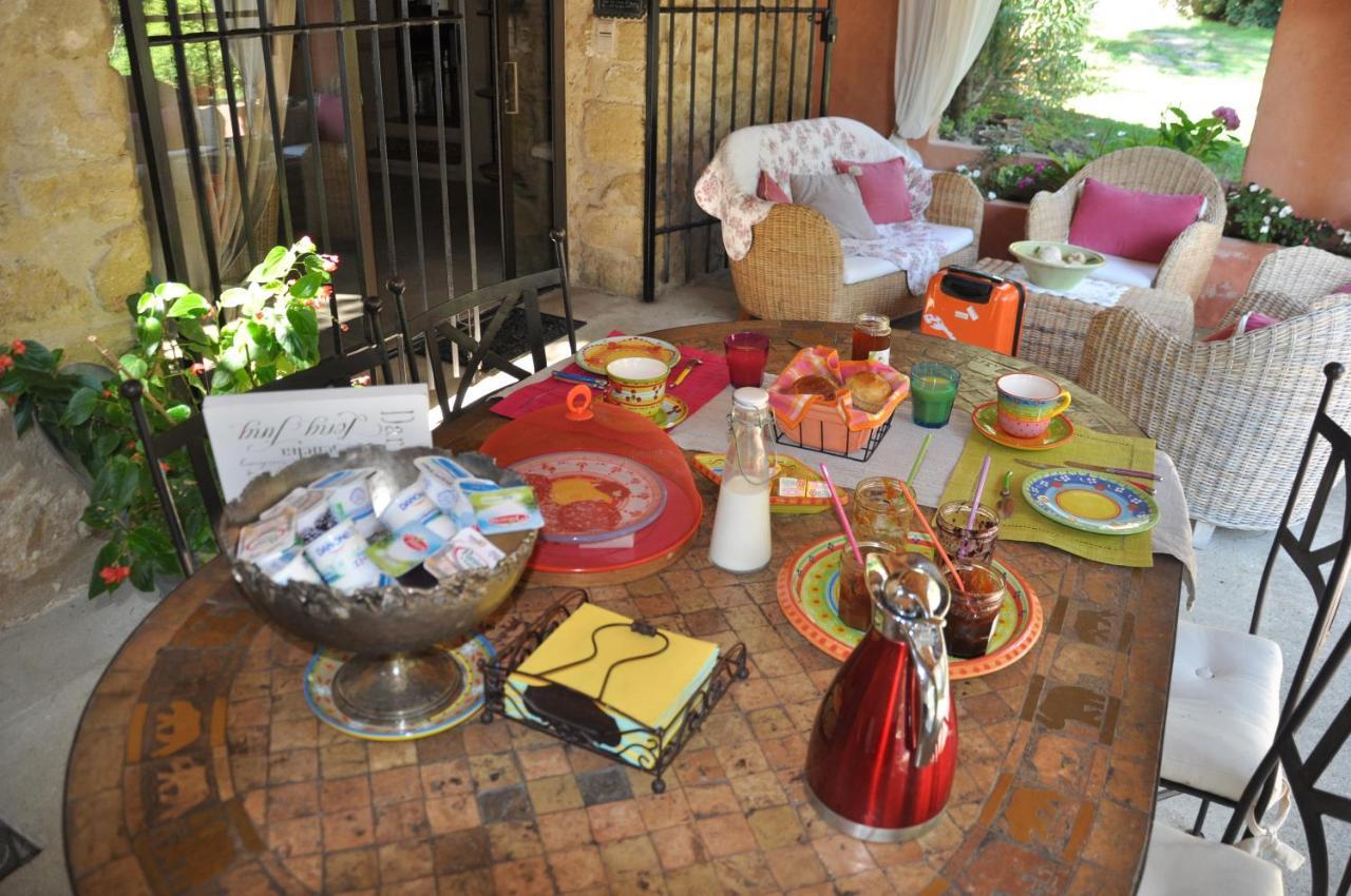 Bed and Breakfast Mas De Foncaudette Lourmarin Zewnętrze zdjęcie