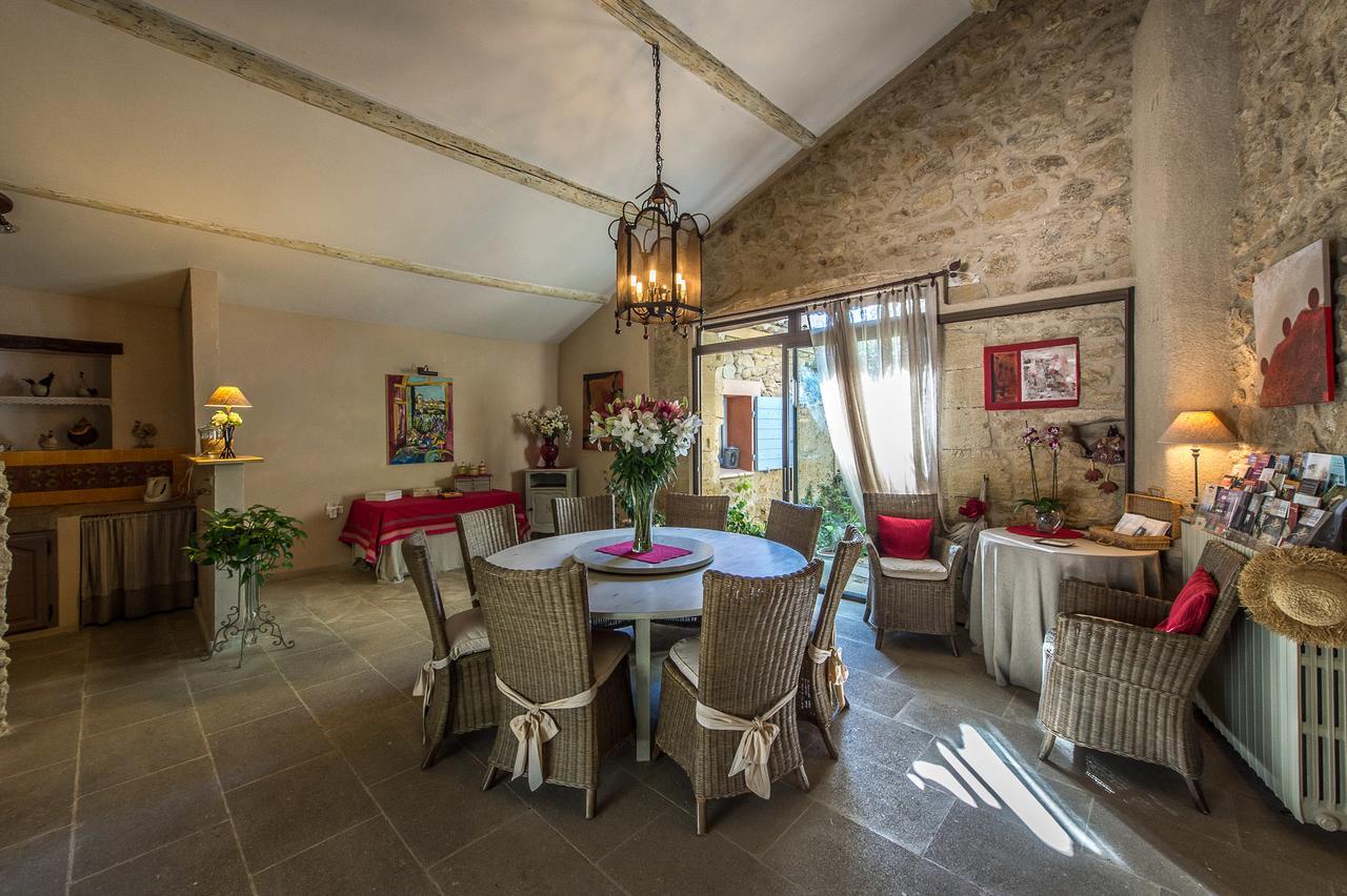 Bed and Breakfast Mas De Foncaudette Lourmarin Zewnętrze zdjęcie