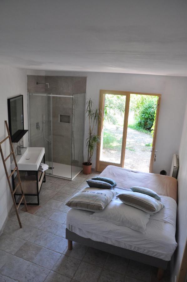 Bed and Breakfast Mas De Foncaudette Lourmarin Zewnętrze zdjęcie